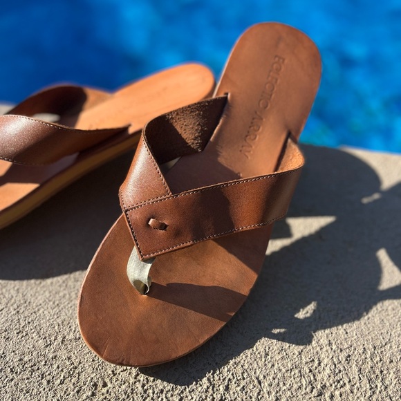 Eclectic Array Leather Rivet Sandals Size 10.5/11 - Picture 10 of 12